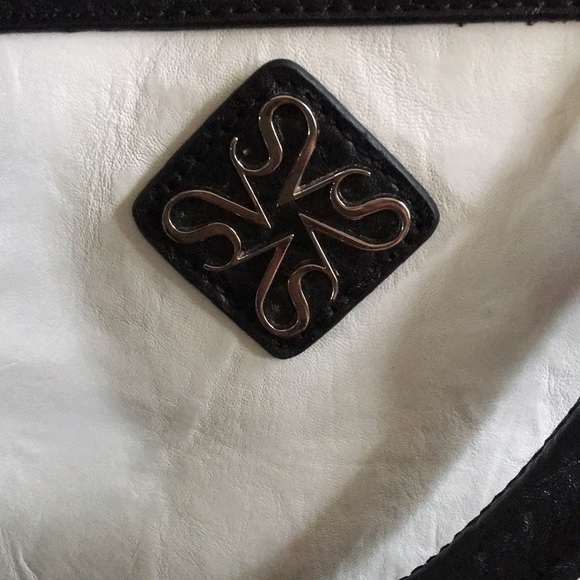 Simply Vera - Picture 7 of 8